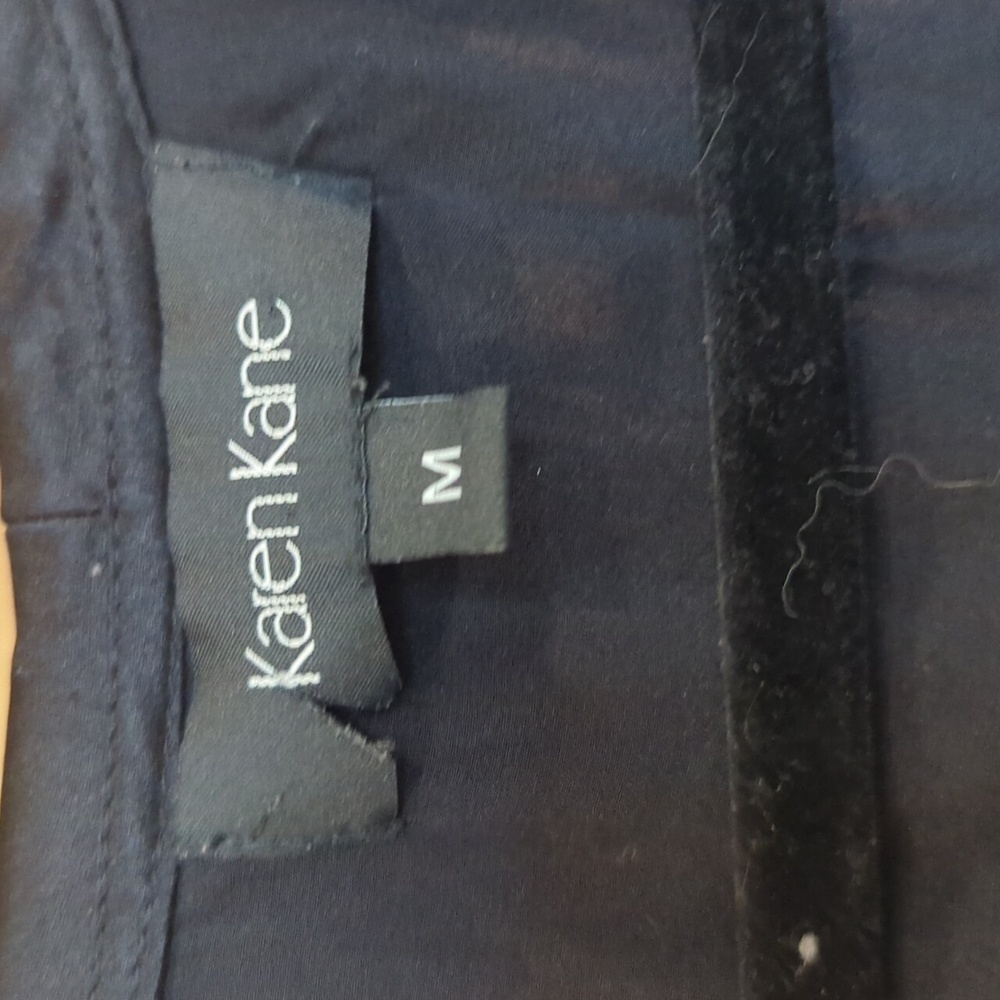 Karen Kane black blouse with tie front - Picture 4 of 4